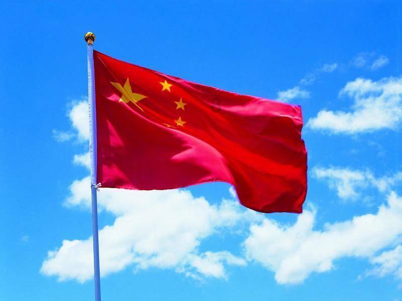 迷路的可爱男孩
